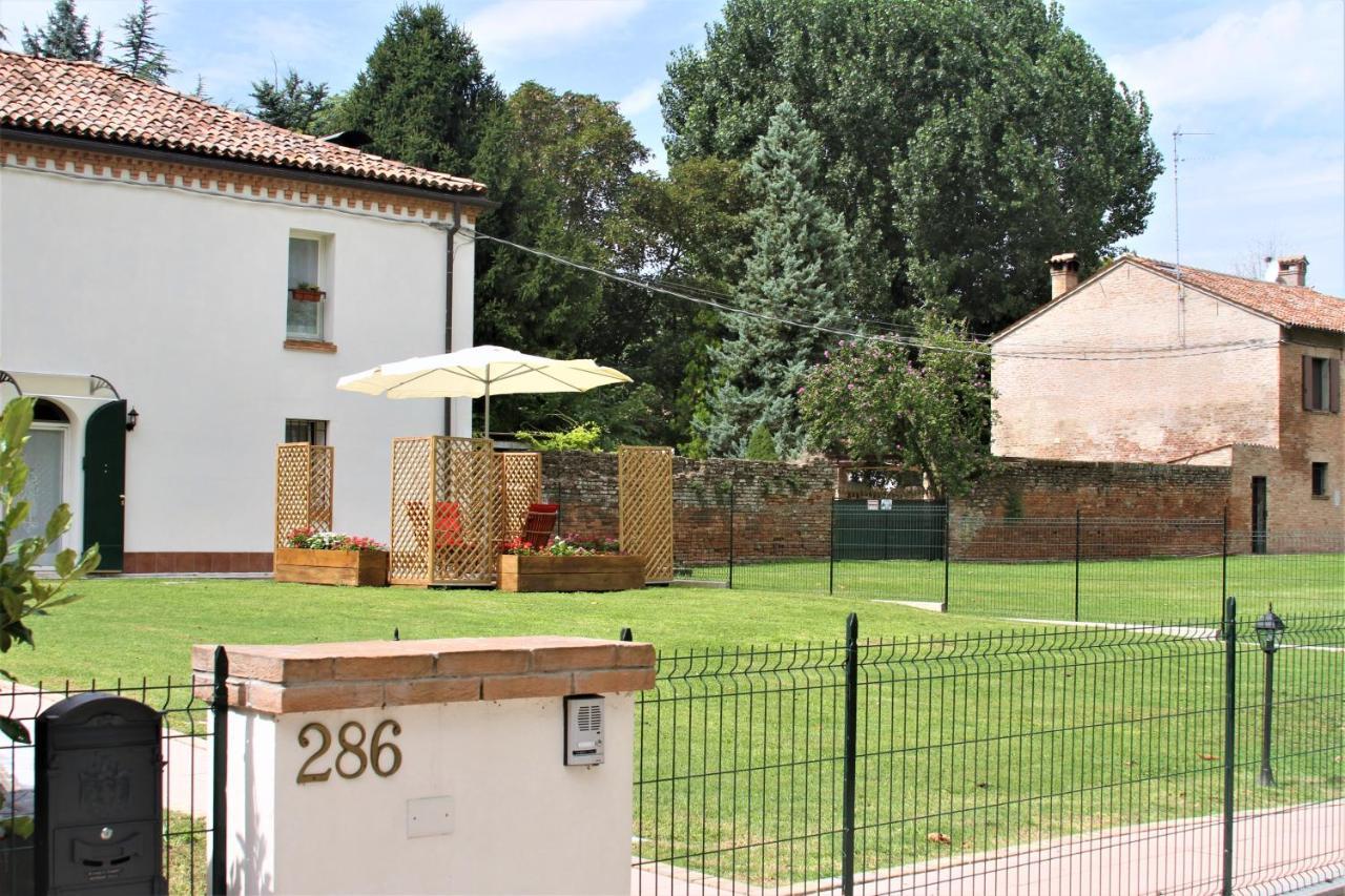 B&B Le Stanze Del Belriguardo Voghiera Exterior photo